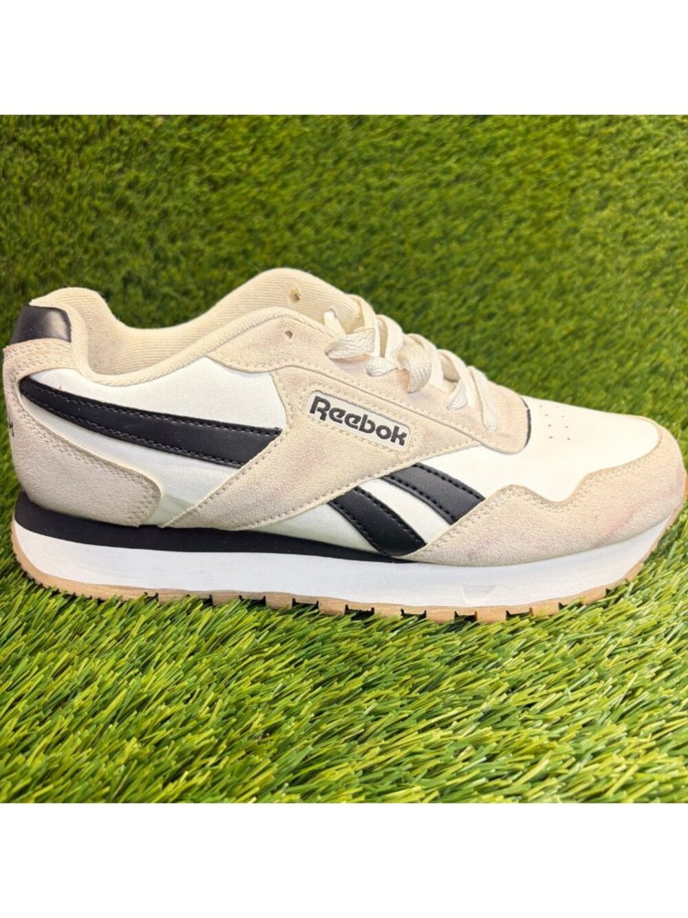 Reebok Glide Womens Size 8.5 Beige Black Athletic Running Walking Shoes Sneakers
